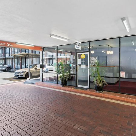 Commodore Motor Inn Albury Exterior photo