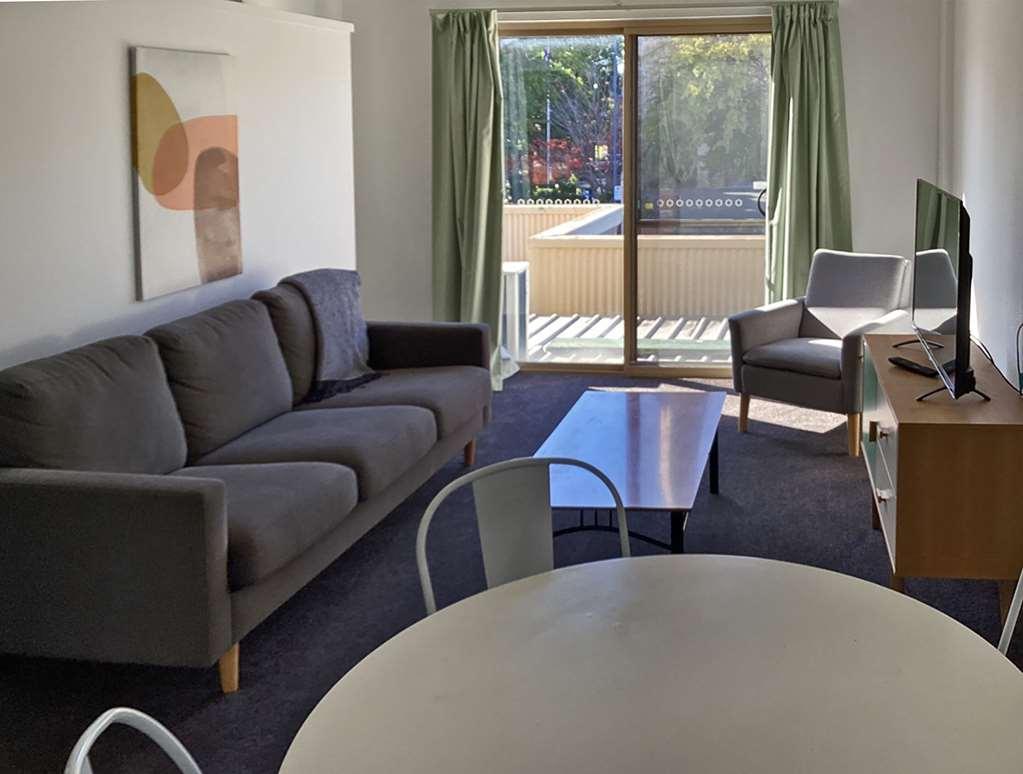 Commodore Motor Inn Albury Room photo